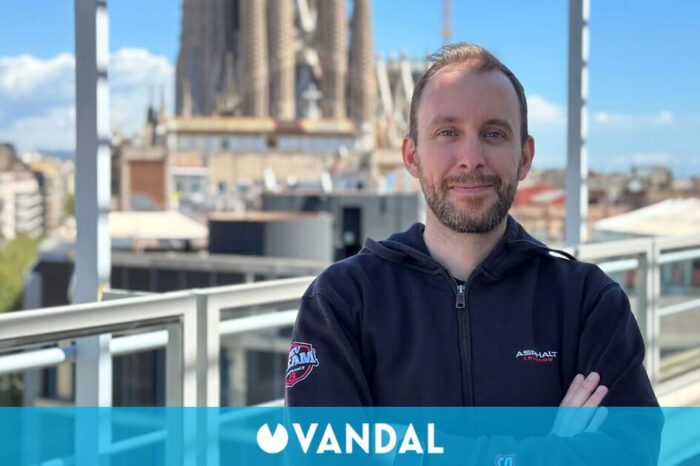 Albert Puertolas, el hombre que vigila que lles coches de Disney Speedstorm rueden sin problemas